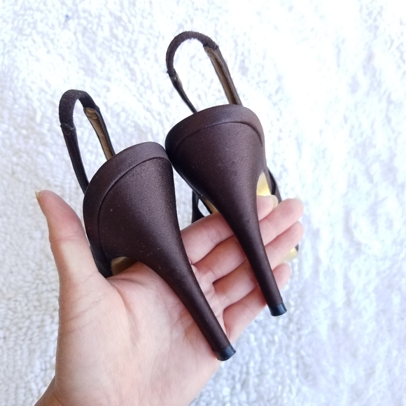 🍒EUC🍒 NINA CHOCOLATE SATIN HEELS - Picture 7 of 9